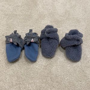 Two Robeez, size 6-12 months, Baby Snap Booties